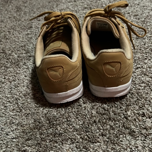 Authentic Puma - Picture 3 of 4